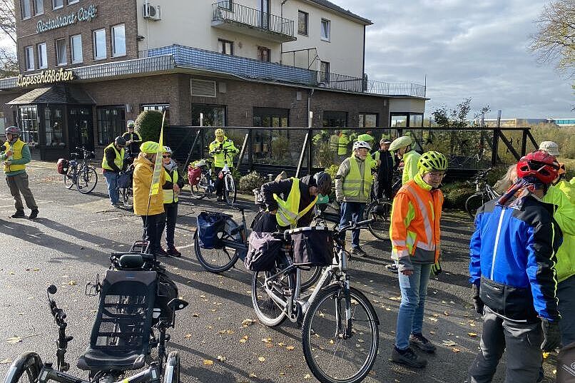 KW44-25_wb02_Rund_um_Wesel