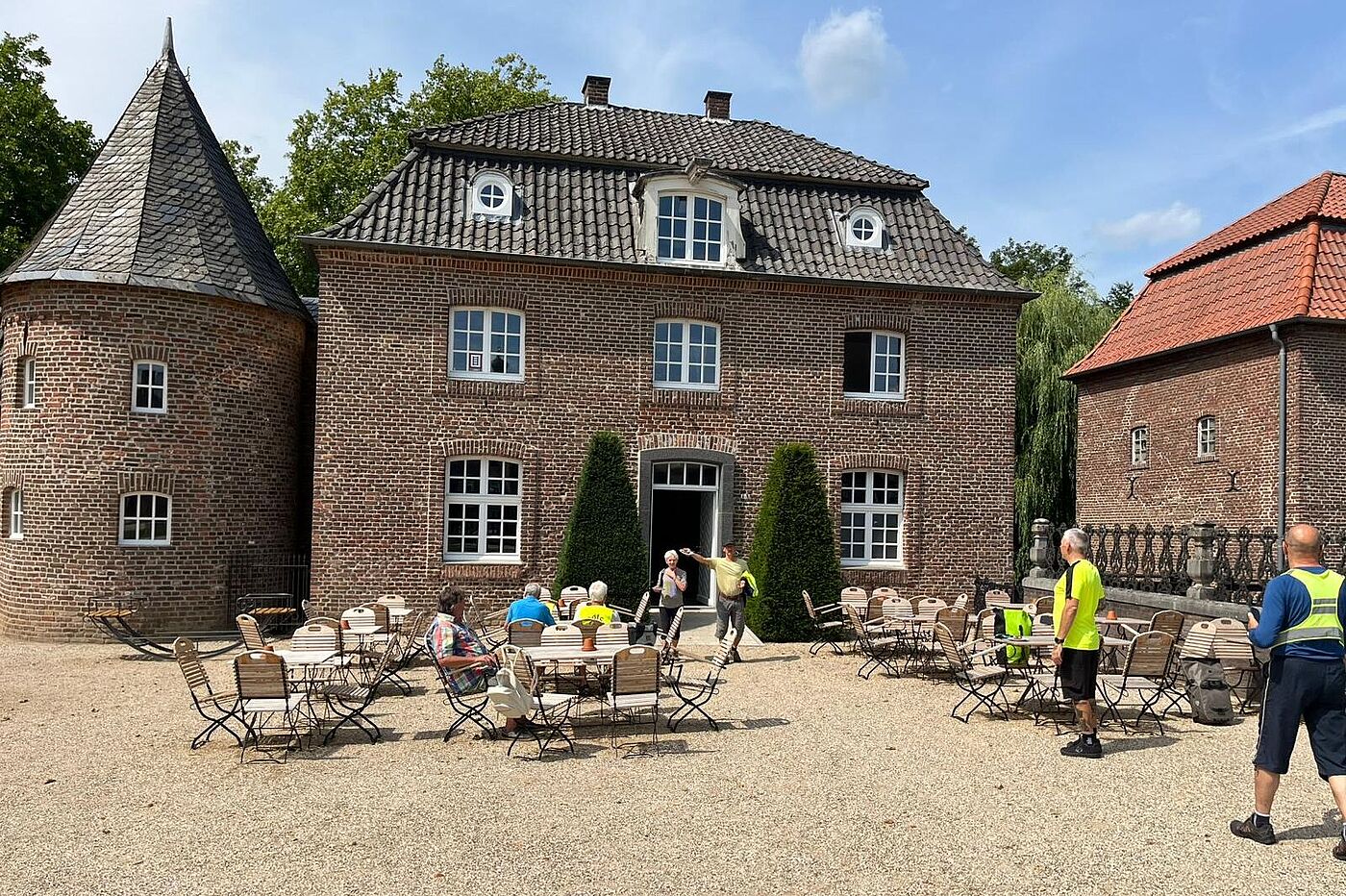 KW32-25_hs15_Wasserburg-Anholt