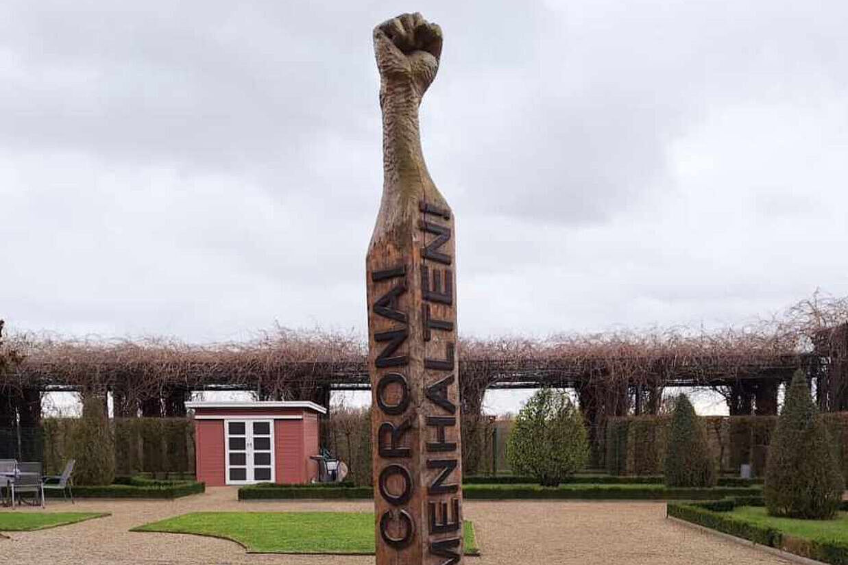 Statement im Klostergarten