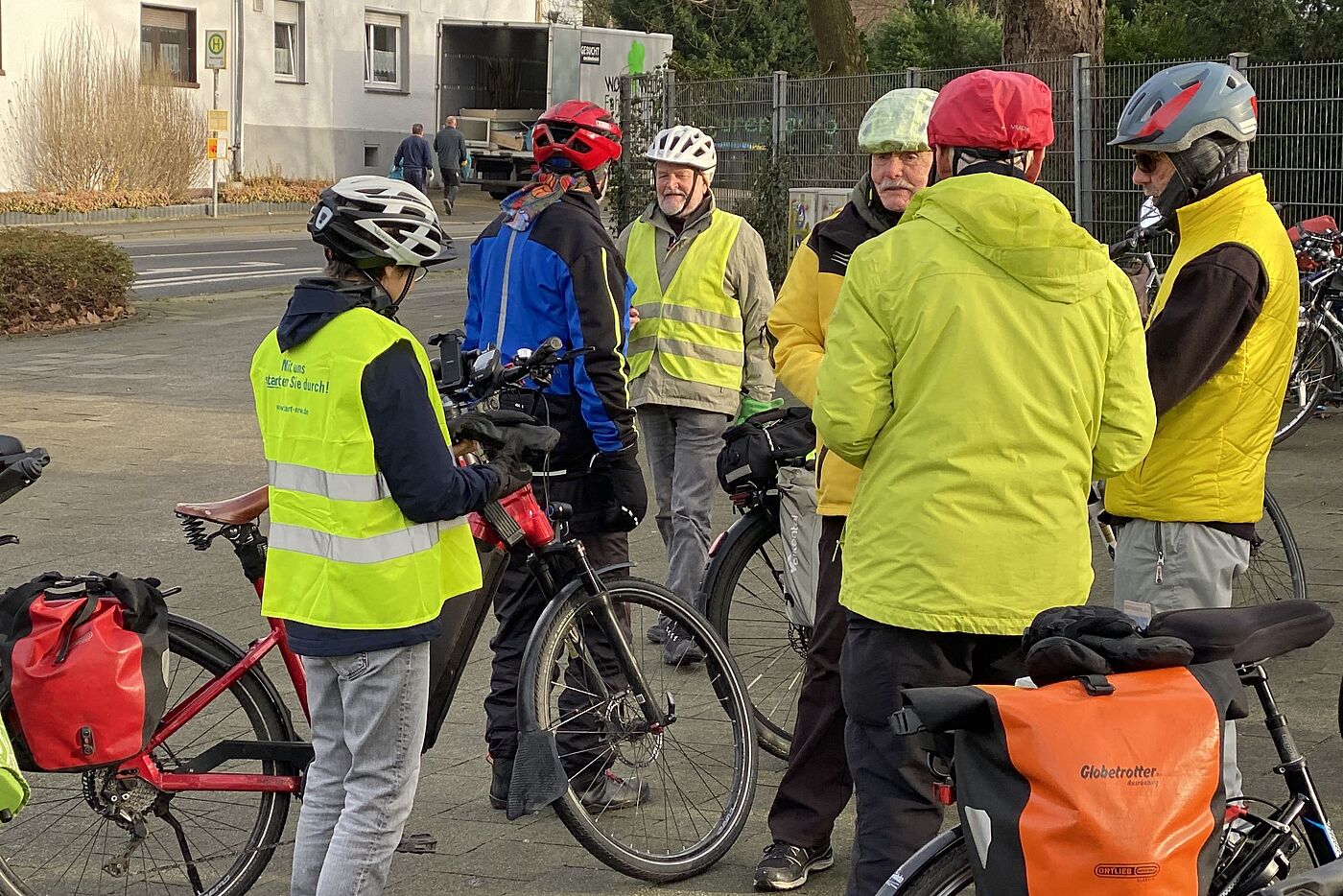 Alle komplett zur Abfahrt bereit