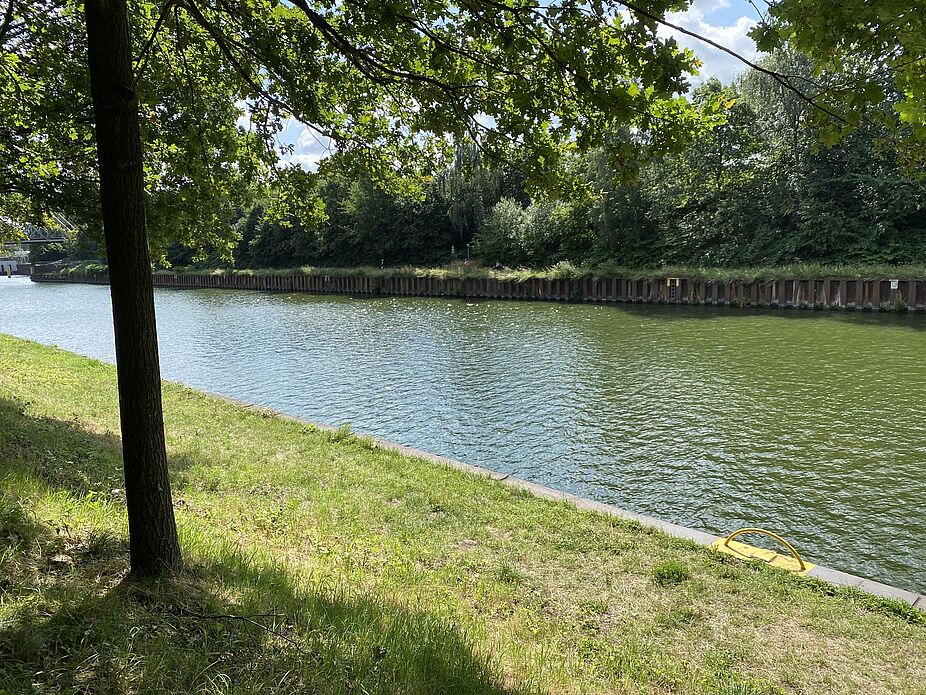 Der Rhein-Herne-Kanal A Der Rhein-Herne-Kanal bei Oberhausen