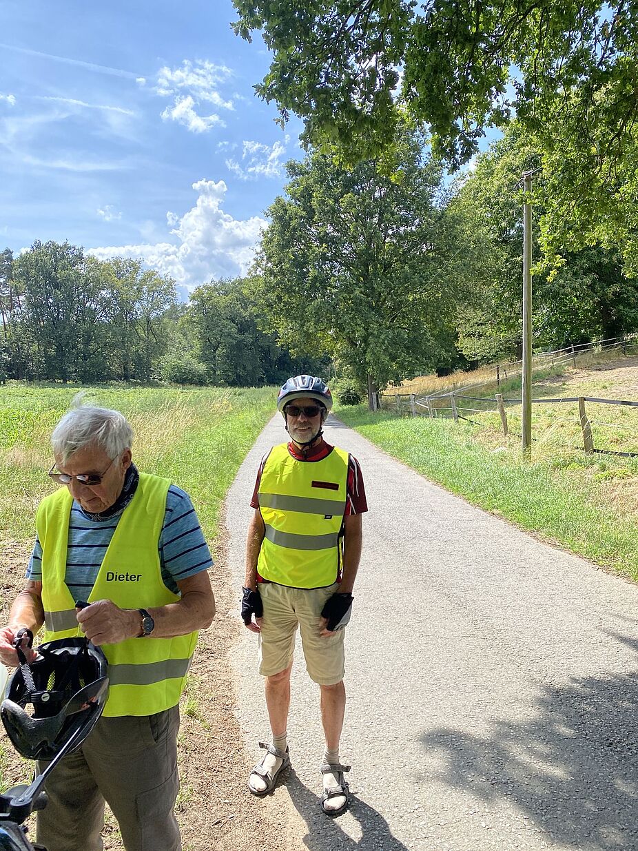 Wieder eine Rast, jetzt bei Boenninghardt Wieder eine Rast, jetzt bei Boenninghardt