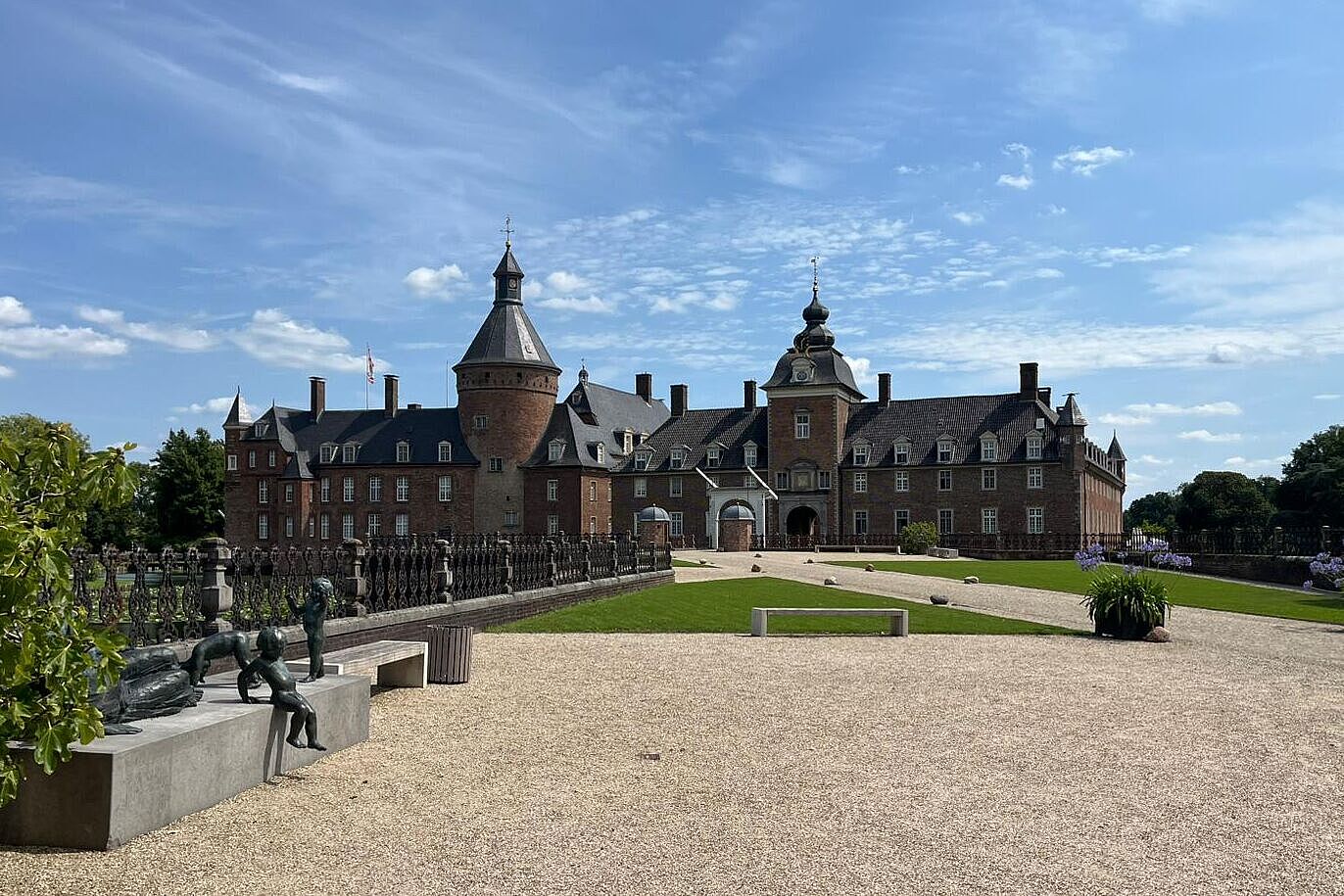 KW32-25_hs14_Wasserburg-Anholt