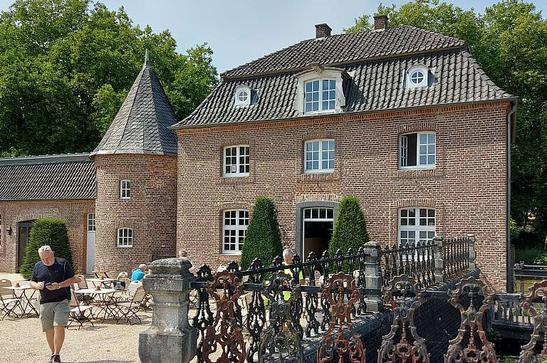 KW32-25_hr02_Wasserburg-Anholt