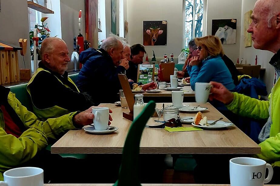 Im Café Lühlerheide