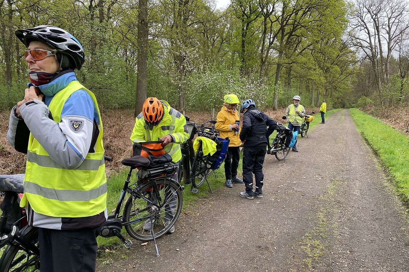 KW16-25_wb14_Kirschbluete_in_Gladbeck