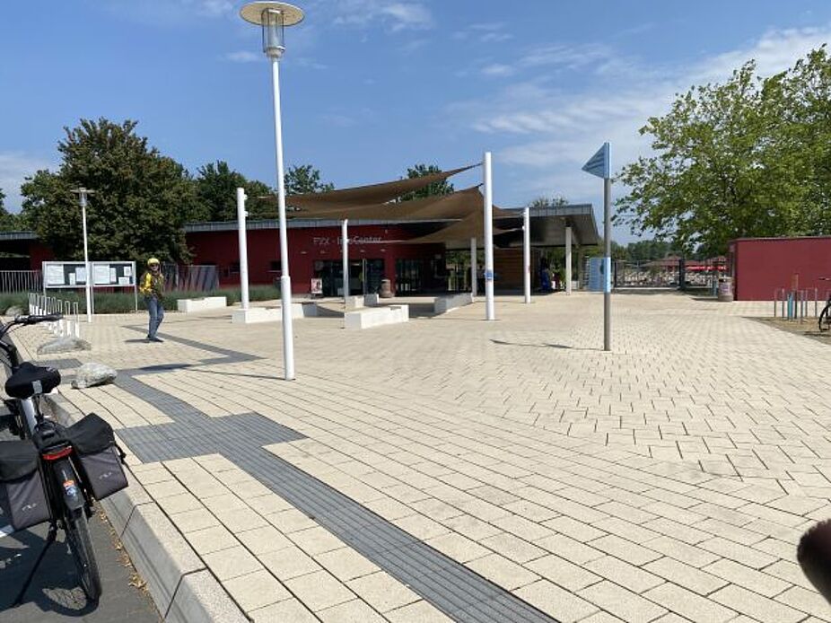 Xanten, Kurze Pause am FZX  In Xanten haben wir eine kurze Pause am Freizeitzentrum Xanten