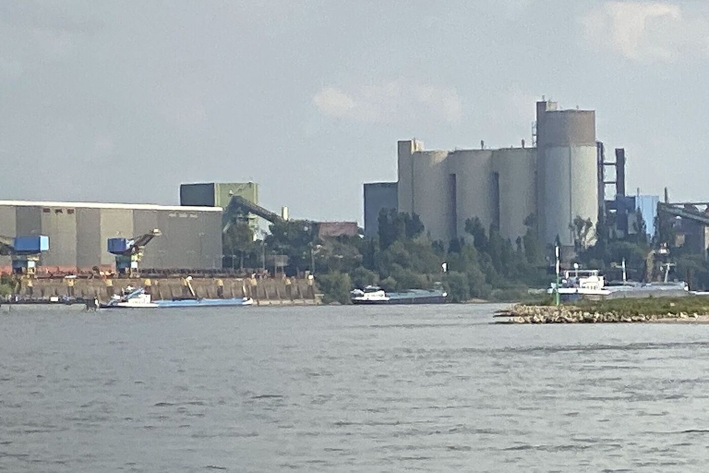 Die Walsumer Industriekulisse