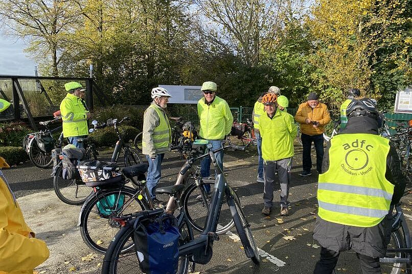 KW44-25_wb03_Rund_um_Wesel