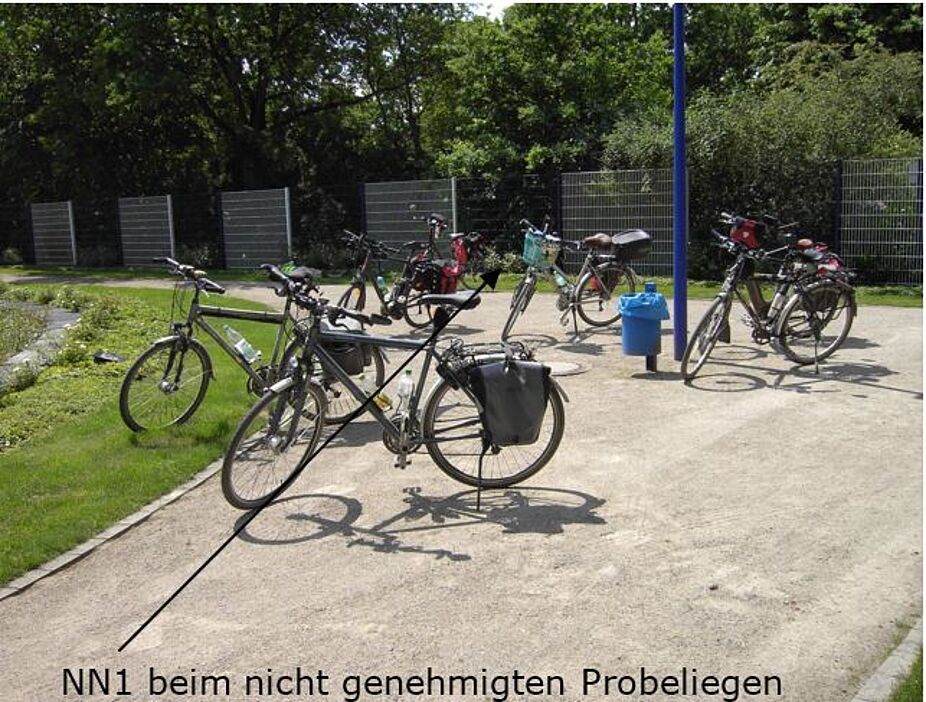 Probeliegen auf Schalker Friedhof Probeliegen auf Schalker Friedhof