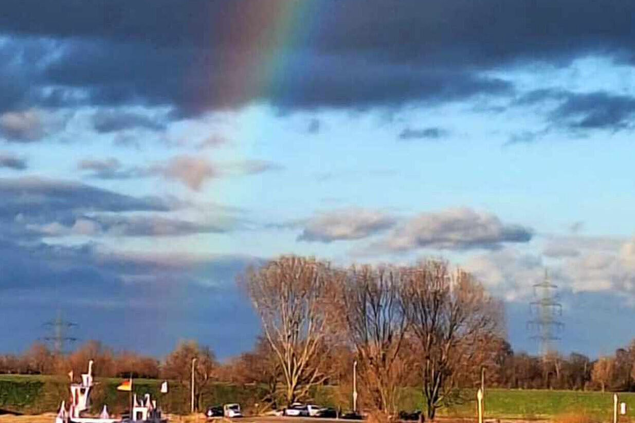 Regenbogen über Walsum