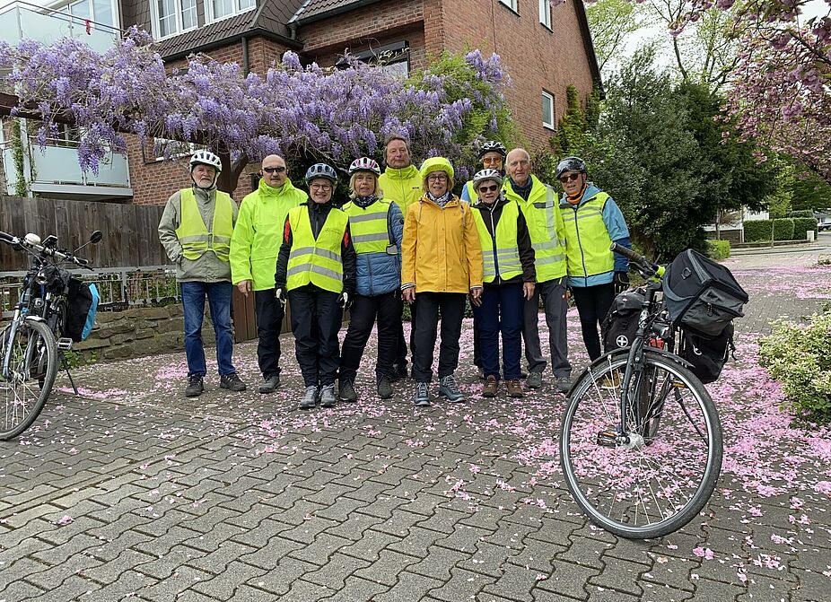 KW16-25_wb12_Kirschbluete_in_Gladbeck KW16-25_wb12_Kirschbluete_in_Gladbeck