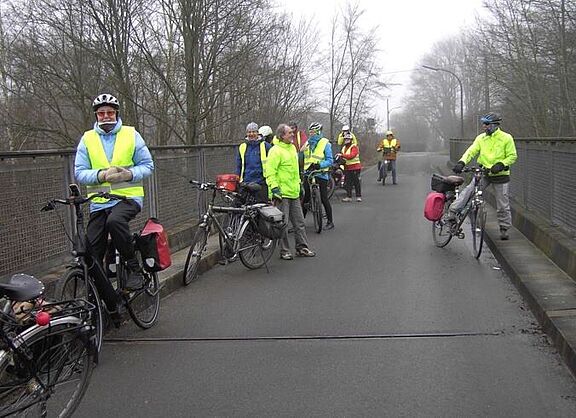 Warten und schlottern in Schermbeck 