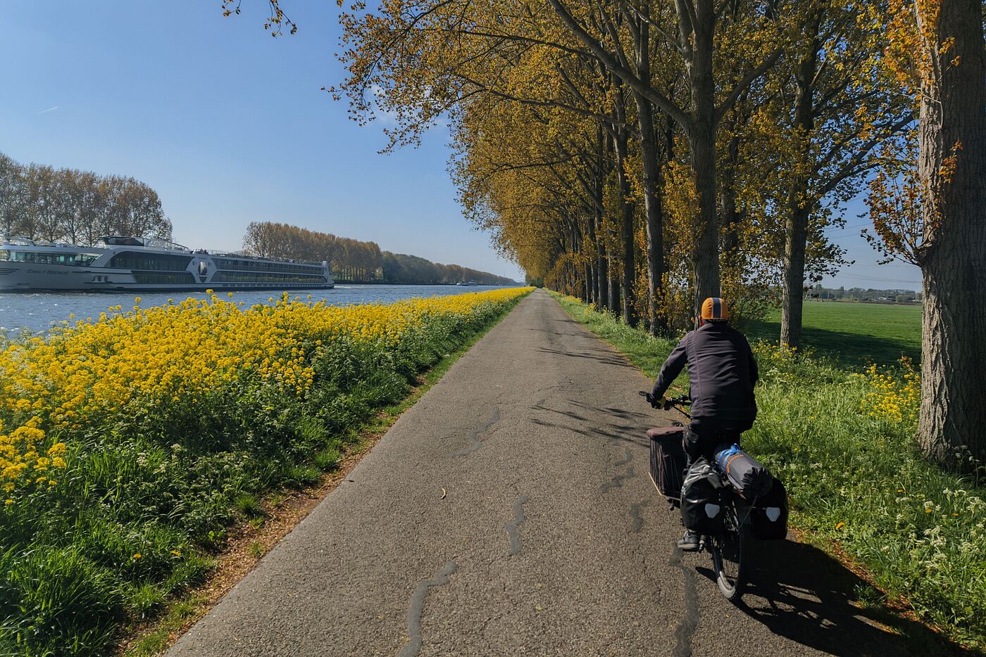 Rückfahrt am Amsterdam-Rijnkanaal