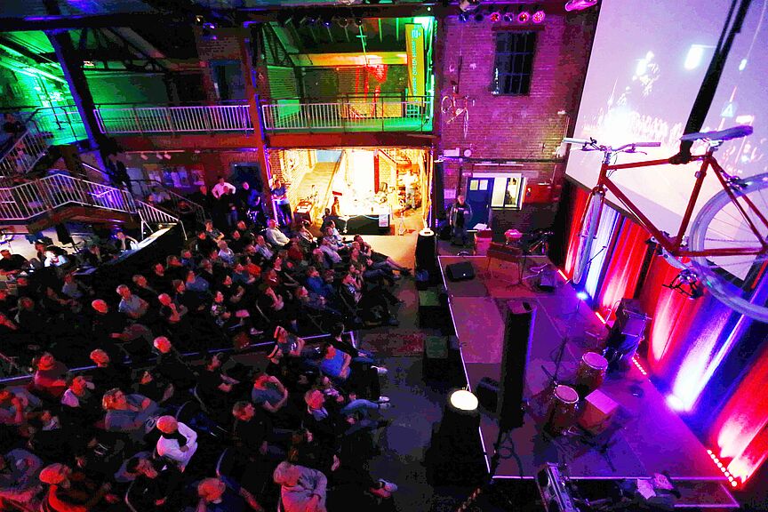 Blick ins Internationale Festival des Fahrradfilms Blick ins Internationale Festival des Fahrradfilms